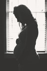 Psychologue en périnatalité pour femme enceinte à Nimes